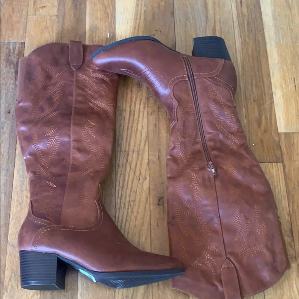Cowboy boots